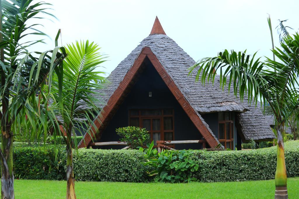 Farm Of Dreams Lodge Karatu Room photo