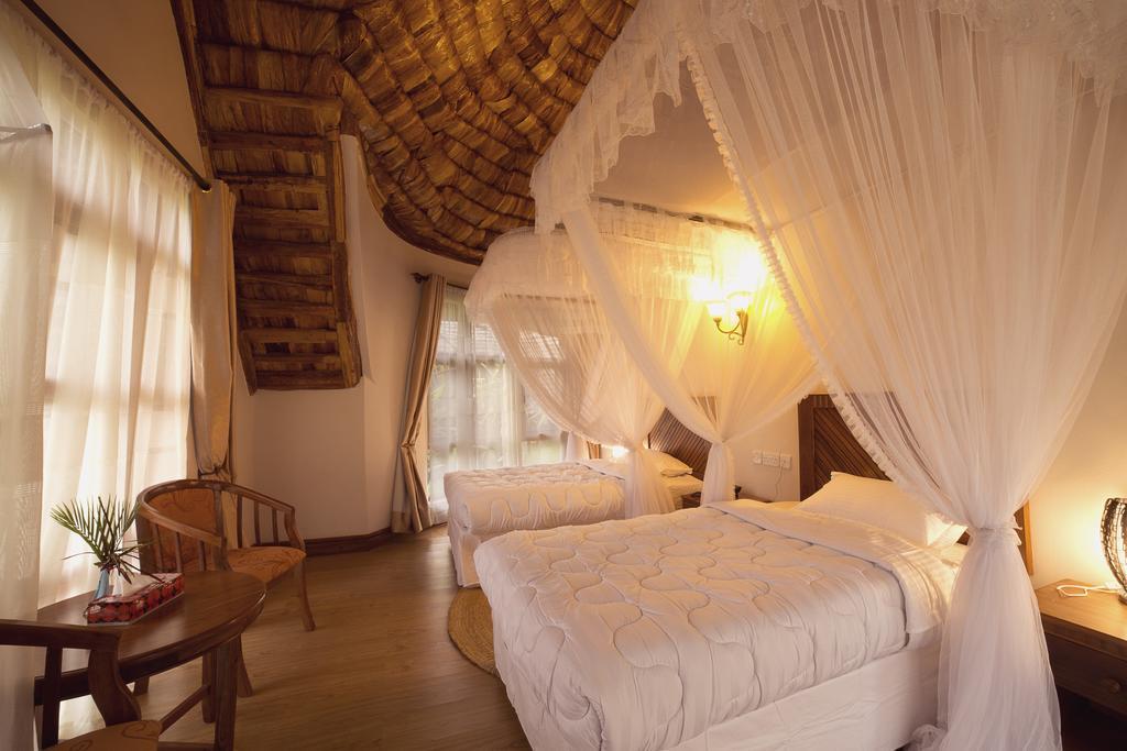 Farm Of Dreams Lodge Karatu Room photo