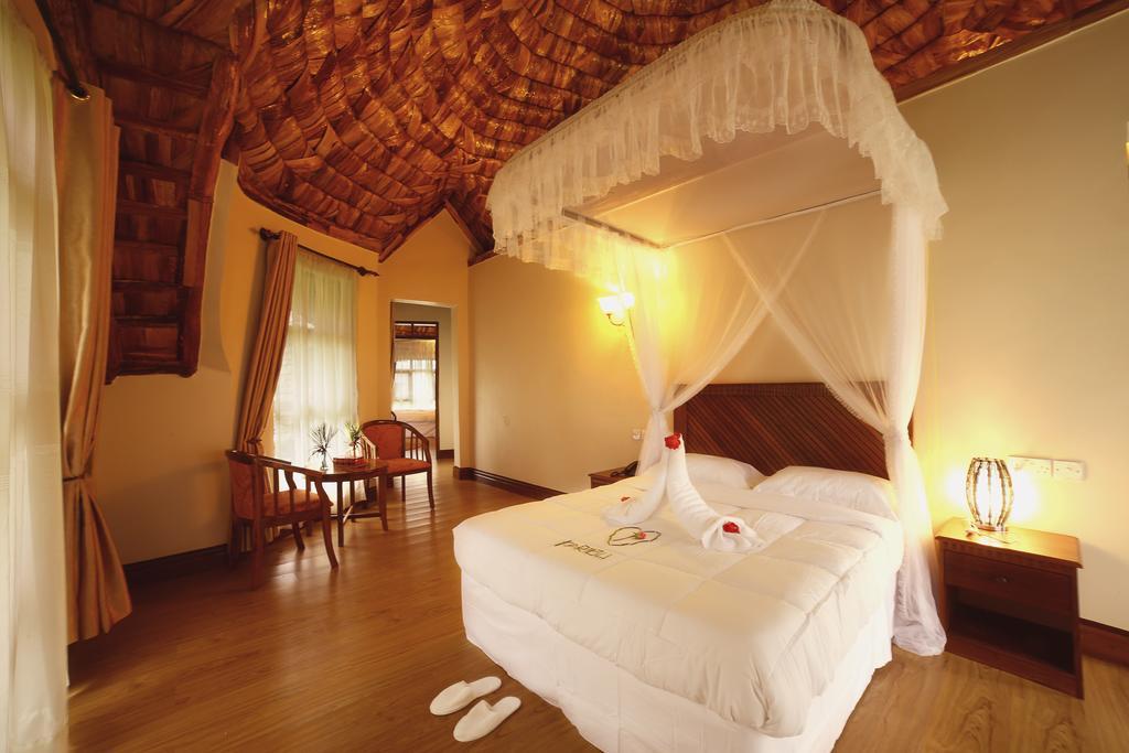 Farm Of Dreams Lodge Karatu Room photo